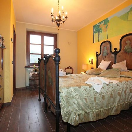 Vila Tre Colline In Langa Bubbio Exteriér fotografie
