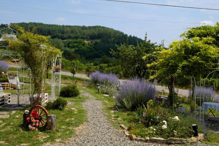 Vila Tre Colline In Langa Bubbio Exteriér fotografie